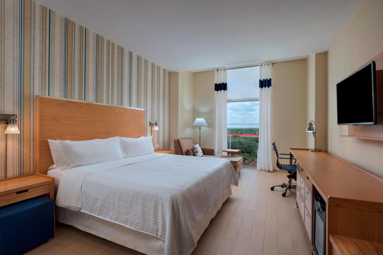 Four Points By Sheraton Cancun Centro Экстерьер фото